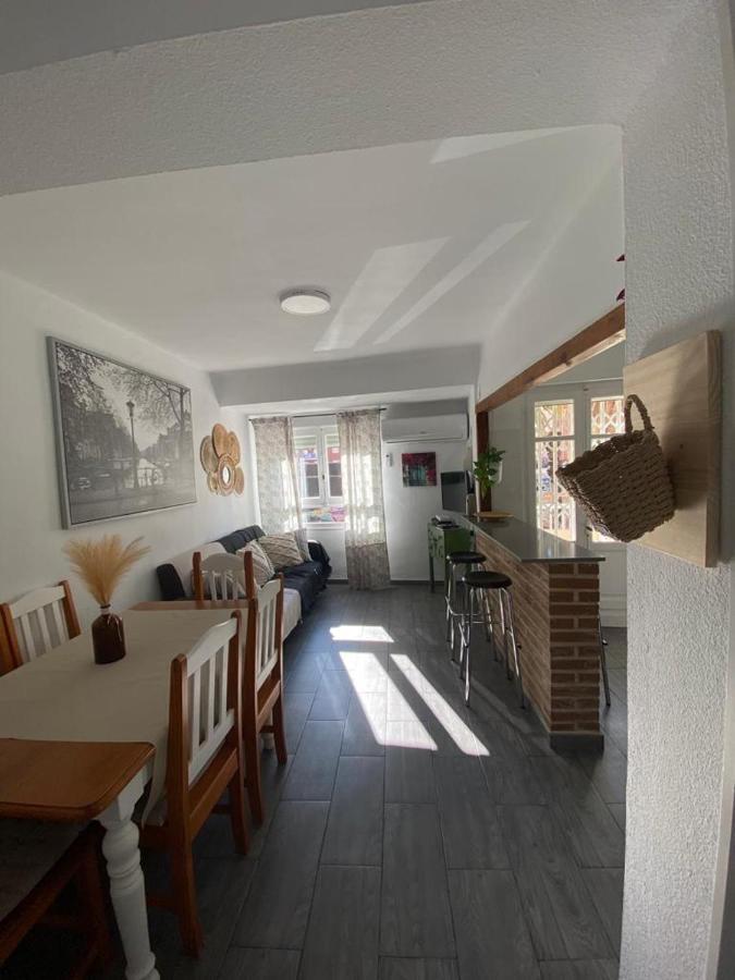 Malvarrosa, Cabañal, Wifi Free. Ca' Micaela. Apartamento *